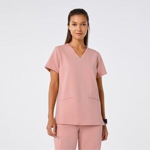 Figs Pink Sand Casma 3 Pocket Scrub Top XS NWT